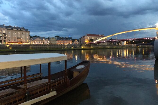 1 Hour Traditional Gondola Sightseeing Vistula River Cruise - Why a 1-hour Vistula cruise is such a good Krakow reset
