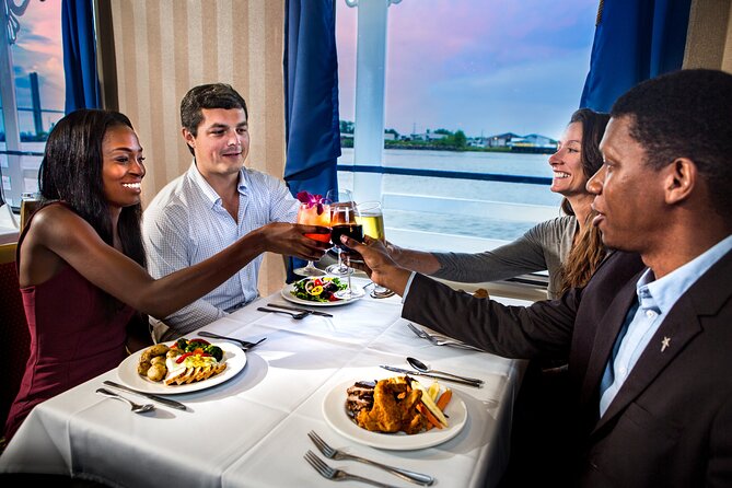 2 HR Savannah Riverboat Dinner Cruise with Onboard Entertainment - Entertainment and Dancing: When the Music Gets You Moving