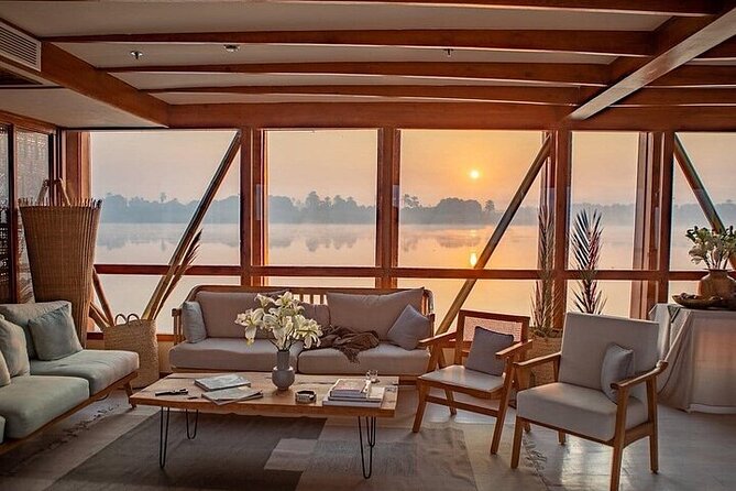 5 Days Dahabiya Nile River Cruise from Luxor to Aswan - Day 2 Edfu’s Temple of Horus and Gebel el Silsila quarry area