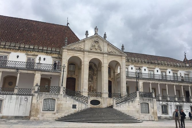 Aveiro and Coimbra Small Group Tour with Moliceiro Boat Cruise - Coimbra’s University Focus: What You Gain from Going With a Guide