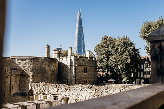 Best of London Tour - Crown Jewels, River Cruise & History Walk - White Tower and the armory: Henry VIII to James II