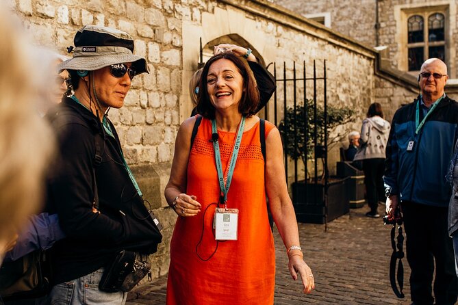 Best of London Tour - Crown Jewels, River Cruise & History Walk - Thames River cruise: Tower Bridge views and the long London skyline