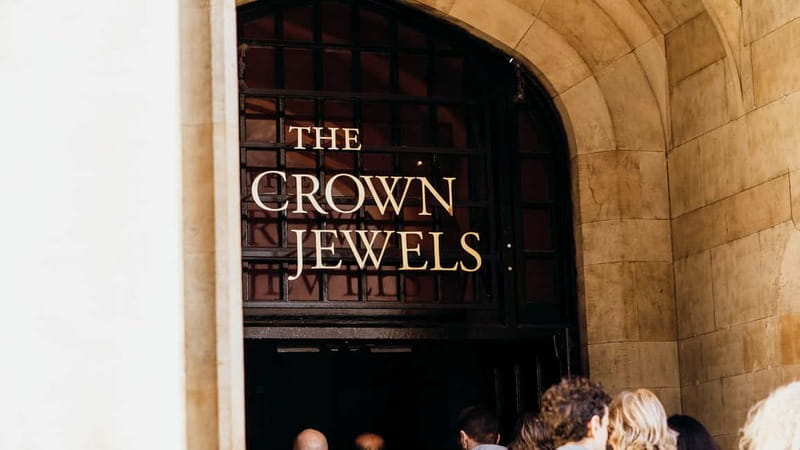 Best of London: Tower of London, River Cruise & History Walk - Opening Ceremony option: a military ritual with different trade-offs
