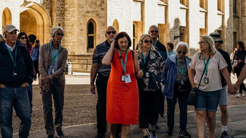 Best of London: Tower of London, River Cruise & History Walk - London’s logistics: how the itinerary flows in real life