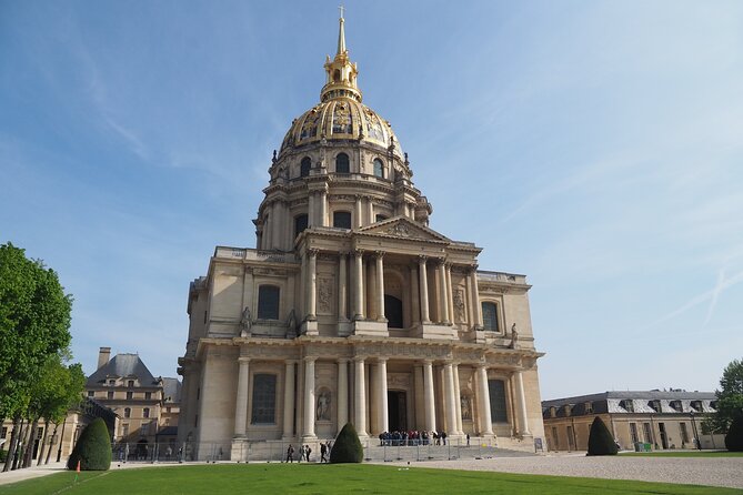 Best of Paris: Stress-Free Tour with River Cruise from Le Havre - Getting to Paris: port hosts, air-conditioned bus, and timing