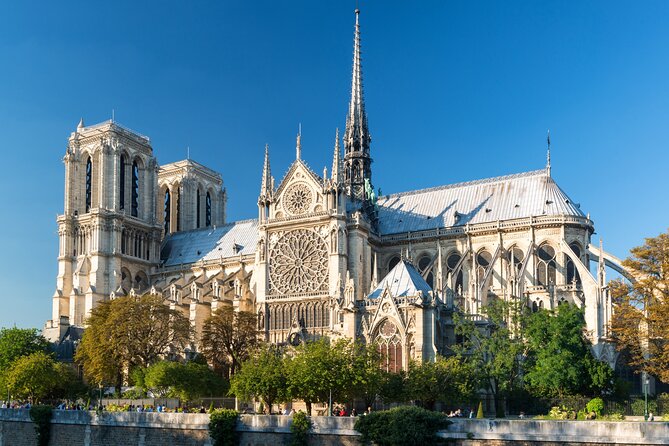 Best Paris Tour from Le Havre Port with Seine River Cruise - The 1-Hour Seine River Cruise: Where Paris Feels Big