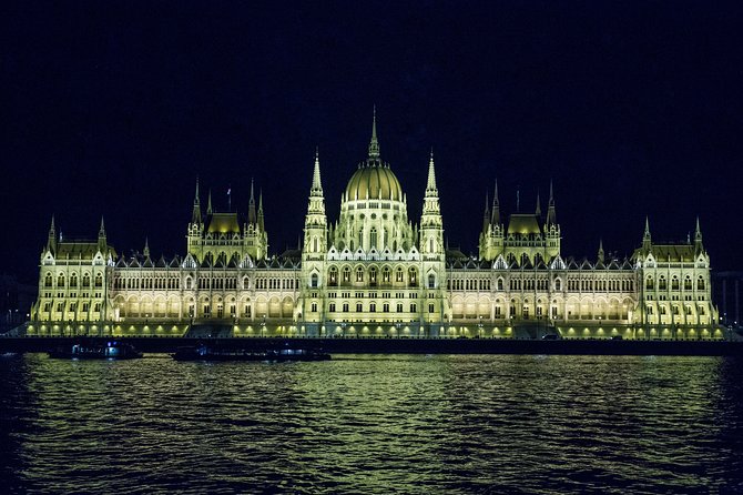 Budapest Night Walking Tour with Danube River Cruise - Budapest After Dark: Why This Walk Works