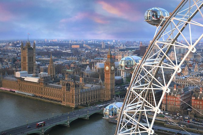 Combi Ticket: Westminster Walking Tour, River Cruise & The Shard - Trafalgar Square and the “power of one public square”