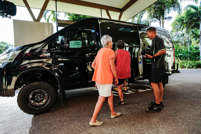 Daintree, Cape Tribulation & River Cruise from Port Douglas - The Daintree drive: quick look at Mossman and the cane country