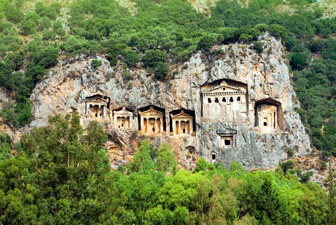 Dalyan River Cruise, Turtle Beach & Mud Baths from Marmaris - Iztuzu Beach: your one-hour turtle beach window