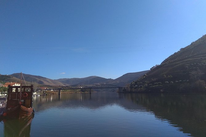 Douro Valley Tour: Wine Tasting River Cruise and Lunch from Porto - Getting Back to Porto: Long Day, Easy Ending