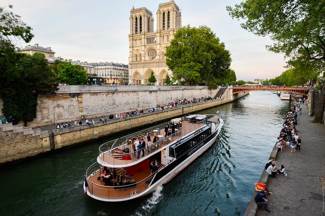 Eiffel Tower Tour with Optional Summit and Seine River Cruise - Crowds, scams, and how to keep the day stress-free