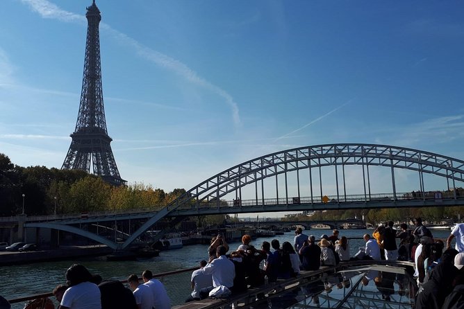 Full-Day Self-Guided Paris Tour from London by Eurostar with Seine River Cruise - Seating, guides, and that train-day human factor