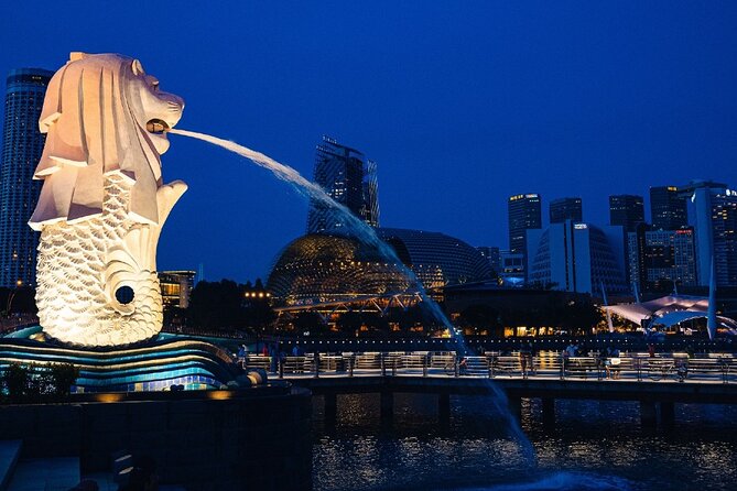 Fun Vee Night Out Guide Tour with River boat - Starting Point at Marina Square: The Fast Way to Keep the Evening on Track