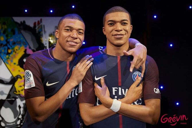 Grevin Wax Museum in Paris and Seine River Cruise Tickets - How to get the most from the Seine cruise audio