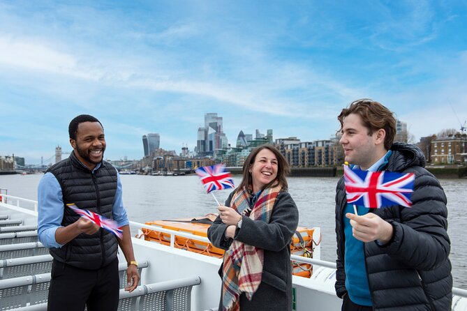 Hop-On Hop-Off Sightseeing River Cruise on the Thames - Thames Views Without Fighting the Streets