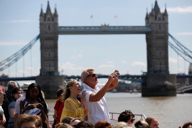 Hop-On Hop-Off Sightseeing River Cruise on the Thames - Quick Heads-Up: Signage, Crowds, and Missed Boats