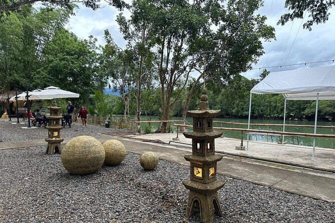 Iwahig River Cruise and Firefly Watching Tour in Puerto Princesa - Why Iwahig’s Fireflies Feel Different Than a Usual Night Show