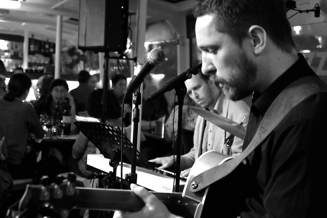 Jazz Boat: Popular LIVE JAZZ dinner cruise - Key things to know before you go