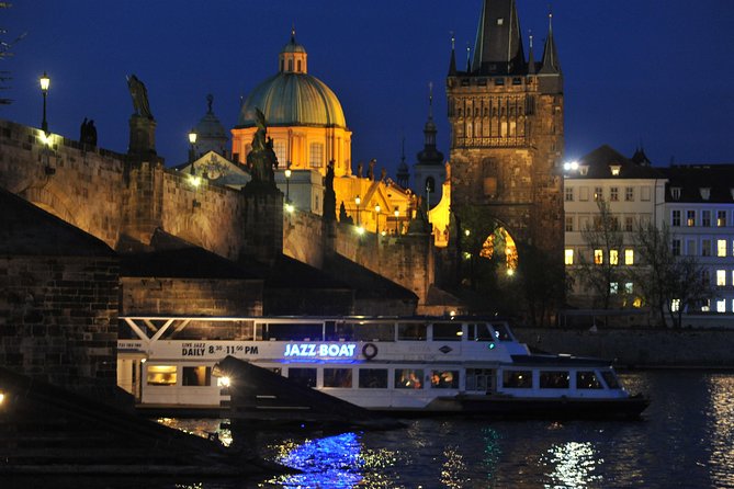 Jazz Boat: Popular LIVE JAZZ dinner cruise - The live jazz: why this performance format keeps getting high marks