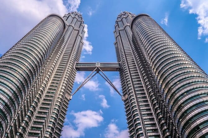 Kuala Lumpur Malacca River Cruise and Historical Tour with Lunch - If the river cruise cancels: museum swap or dessert plan