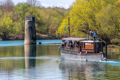 Kupa River Cruise in the Traditional Žitna lađa boat in Karlovac - The monastery pass-by: Ottoman-era stories and Roman sailors