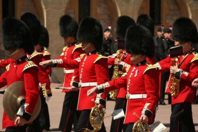 London In One Day Tour with River Cruise & London Eye Option - Meeting point and what your day feels like in practice