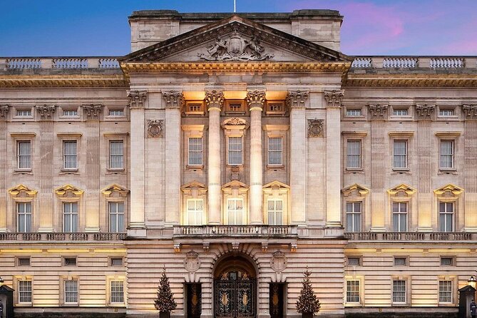 London In One Day Tour with Thames River Cruise - Tower of London: legendary setting, but limited time