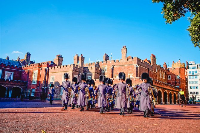 London River Cruise & Westminster Walking Tour - Buckingham Palace and Green Park: Photos Plus Real Context