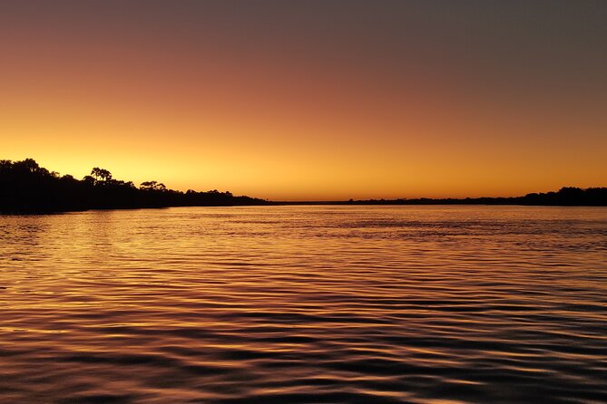 Luxury Sunset River Cruise on the Zambezi - Snacks and Drinks: Heavy Hors d’Oeuvres Plus an Open-Feel Bar