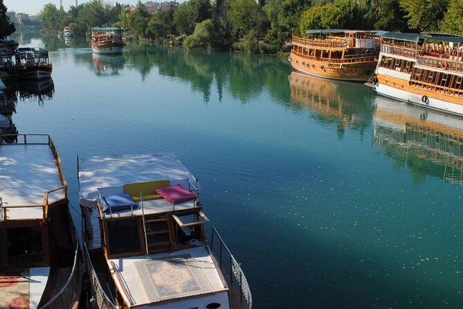 Manavgat River Boat Waterfall & Market Tour from Side - Language, guide clarity, and group flow