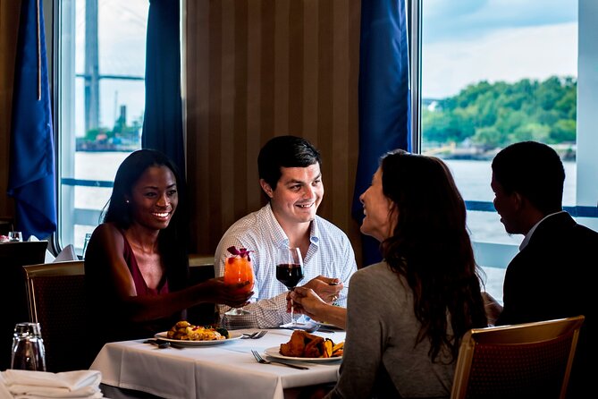 Narrated Harbor Luncheon Riverboat Cruise - Getting to River Street: Parking Time Is Part of the Plan