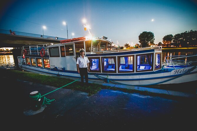 One Hour River Cruise in Krakow - Timing and boarding: why a 1-hour ticket may feel longer