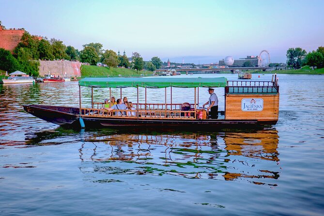 One Hour River Cruise in Krakow - Should you book the One Hour River Cruise with Kapitan Victor?