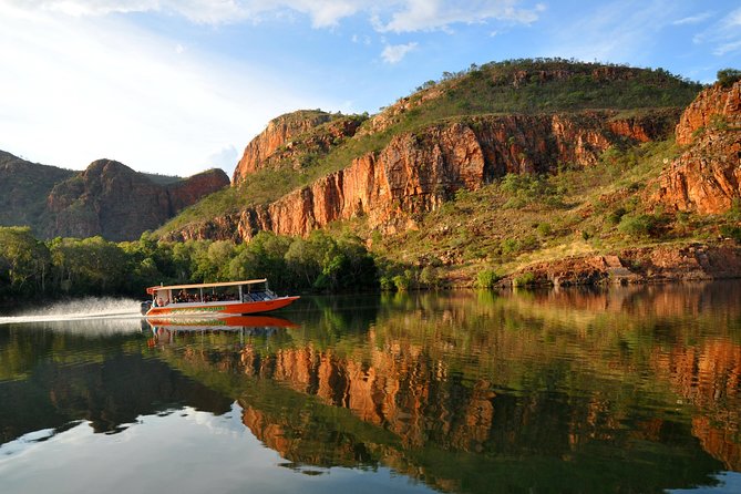 Ord River Cruise Experience with Riverside Lunch - Diversion Dam to Lake Argyle: where the fast-boat energy pays off