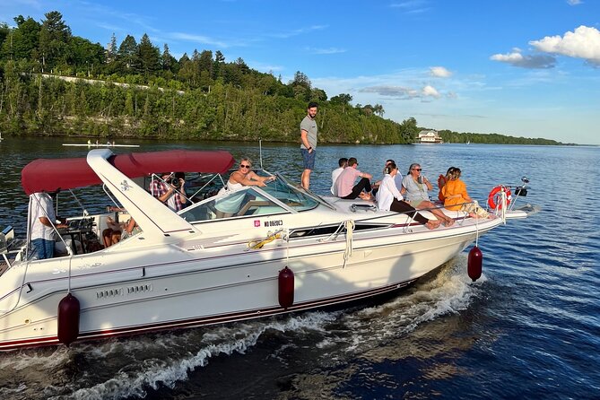 Ottawa: 1-Hr. Public Tour on a Real Yacht (Thurs. to Sun. @ 6 PM) - A real yacht cruise that actually feels like Ottawa
