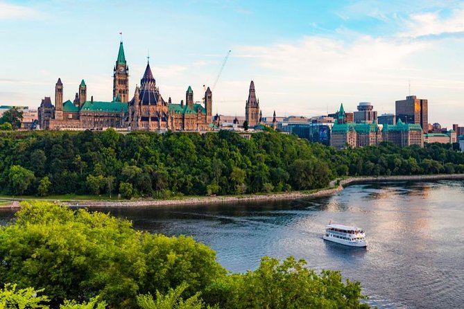 Ottawa Premium Night Driving Tour with River Cruise - Why This Ottawa Night Tour Feels Like a Smart Shortcut