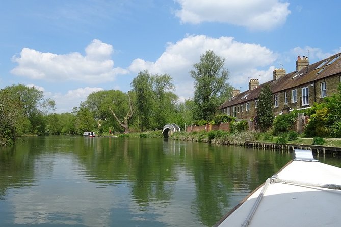 Oxford Sightseeing Picnic River Cruise - Christ Church Meadow: the Oxford view you don’t get on foot