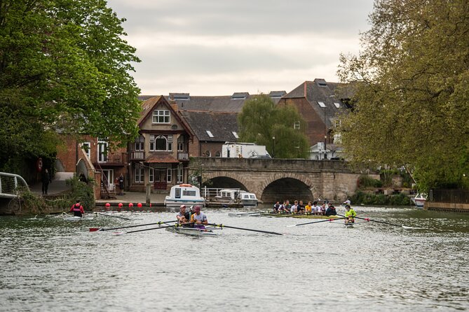 Oxford Sightseeing River Cruise Along The University Regatta Course - Sharing the water with rowing eights, punts, and university boats