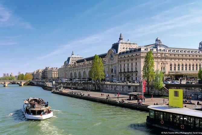 Paris 1 Hour Seine River Cruise Tour and Optional Macaron Tasting - The Recorded Audio Ride: 14 Languages Through Headphones