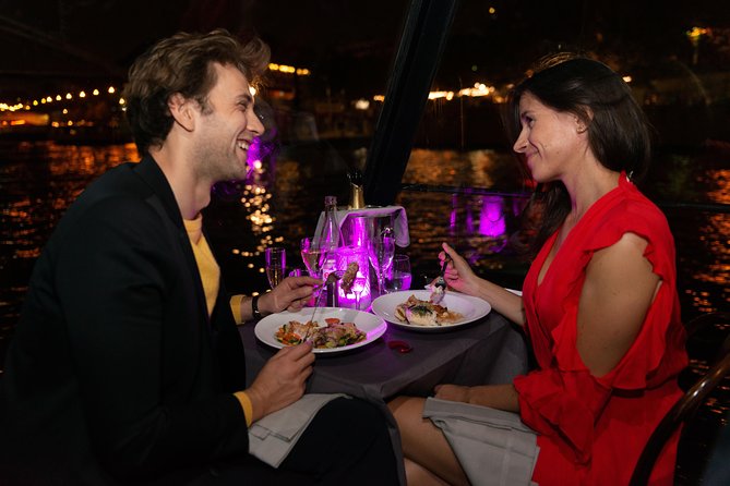 Paris 3-Courses Gourmet Dinner Seine River Cruise with Champagne - Service, Tips, and The Small Things That Can Make or Break It