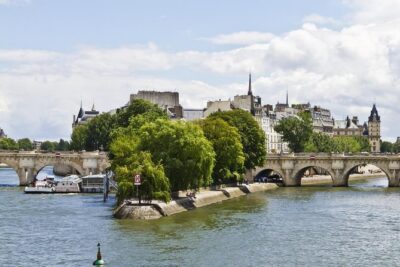 Paris by Night 2-hour Private Tour with Scenic Seine River Cruise - Value for $245: a private guide plus a 1-hour cruise