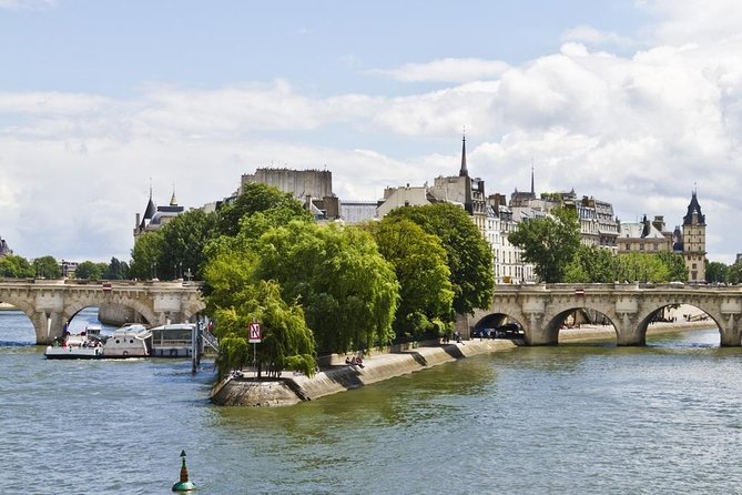 Paris by Night 2-hour Private Tour with Scenic Seine River Cruise - Value for $245: a private guide plus a 1-hour cruise
