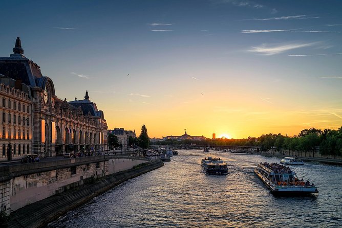 Paris By Night with Seine River Cruise and Roundtrip Luxury Transportation - Bateaux Parisiens Seine Cruise: Glass Comfort and Bridge Magic