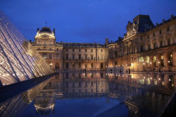 Paris By Night with Seine River Cruise and Roundtrip Luxury Transportation - FAQ