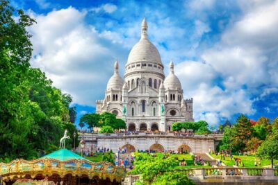 Paris Deluxe Tour from Le Havre with Notre-Dame and River Cruise - The Central Paris Route: Arc, Eiffel Views, and the Big Squares