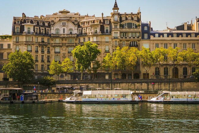 Paris - One Hour Seine River Cruise with Recorded Commentary - Common Friction Points: Tickets, Scans, and Getting to the Right Dock