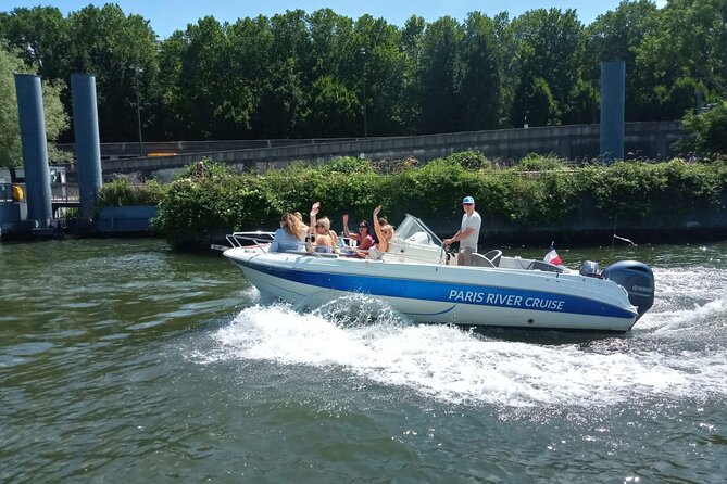 Paris Private Seine River Cruise with your Captain Guide - Seine Musicale and the “house boats” on the water