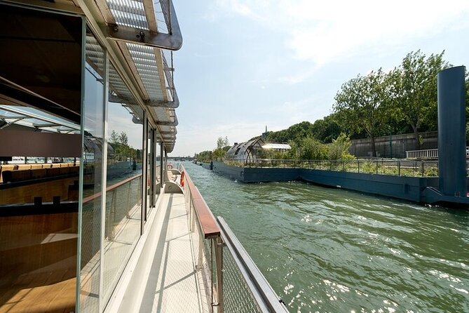 Paris Seine River Cruise with 1/2/3 Days HOHO Combos - Timing tips: how to avoid the two biggest Paris pain points