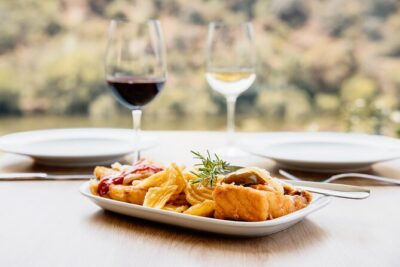 Pinhão: Douro River Cruise with Lunch Included - The 1h15 Boat Ride: Port or Sparkling Wine + Foz Tua Views